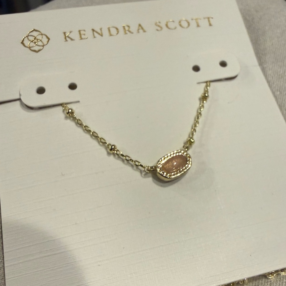 💎Kendra KS Brand New Mini Elisa Gold Pendant Necklace in Pink Opalite Crystal